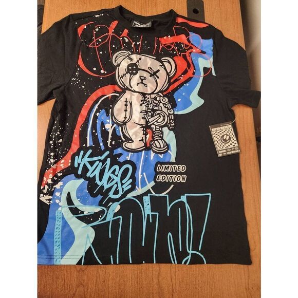 NWT MEDIUM SUPER MASSIVE LTD ED BLACK/MULTI/SILVER BEAR T-SHIRT - Picture 1 of 6